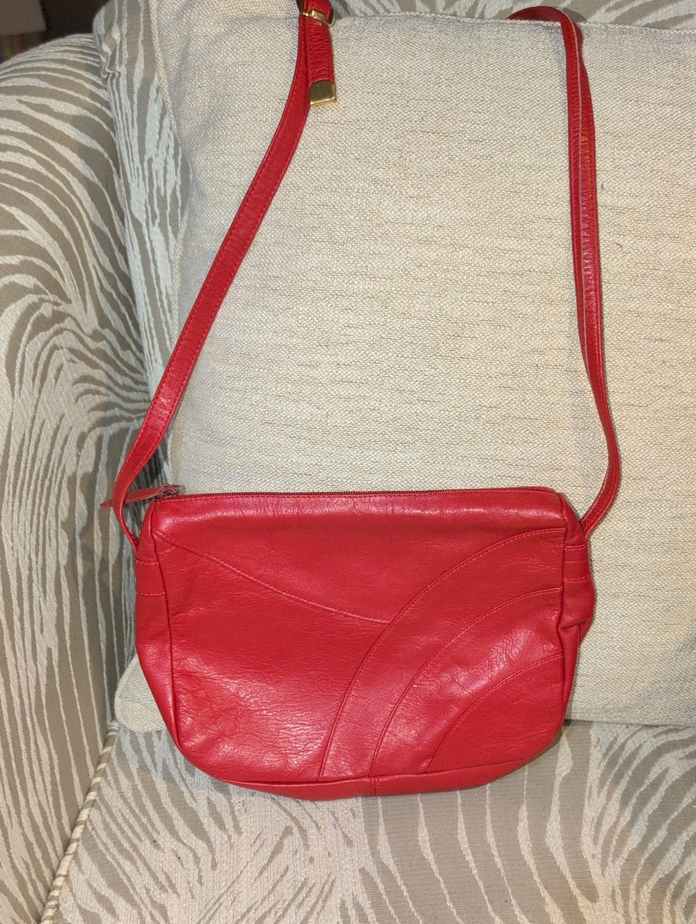 Beautiful Red Leather Crossbody Shoulder Bag By Almondo Originals Vintage